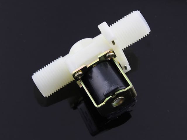Plastic Water Solenoid Drainage Valve- 12V- 1/2"