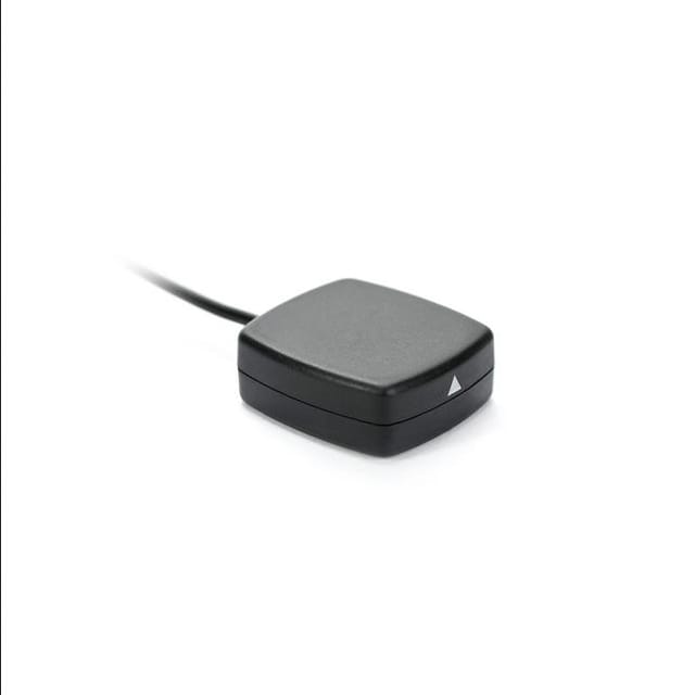 2J Antennas 4350-2J4D01MPCF-ND