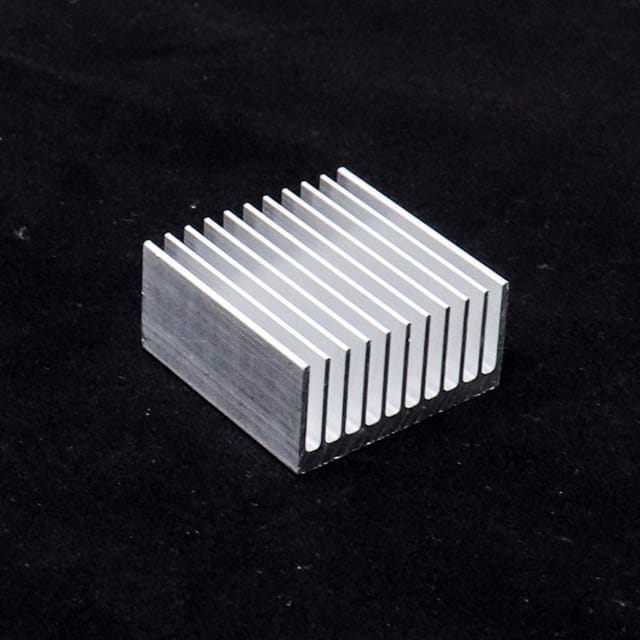 Aluminium-Heat-Sink-for-CPU-IC40-x-40-x-20-3.jpg