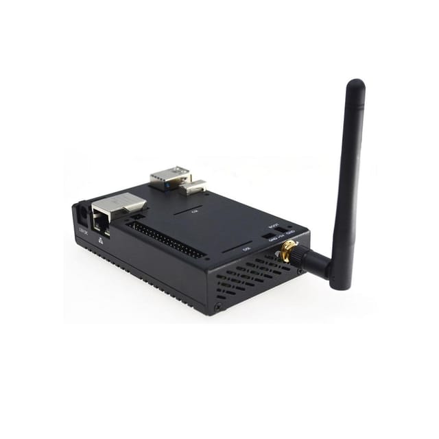 EDATec-CM4NANO-baseboard-2.jpg